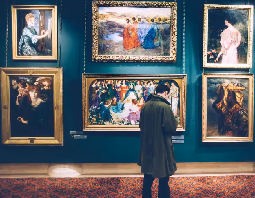 What are the entry requirements to get onto the Liberal Arts Degree? illustration